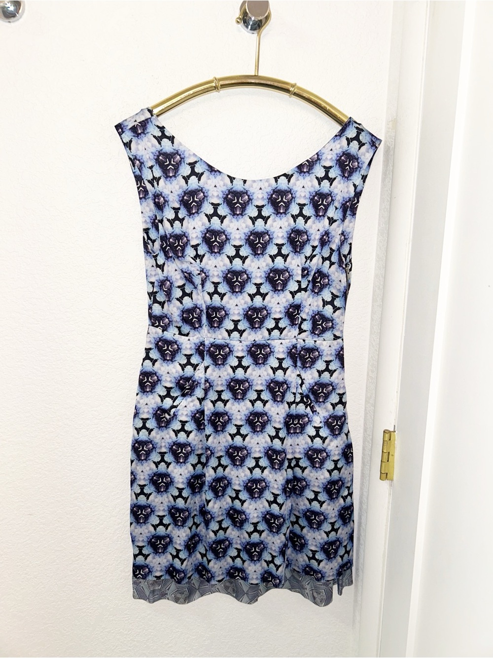 ACNE Studios The Betty Print Kaleidoscope Sleeveless Mini Dress Blues SZ: 6 (38)